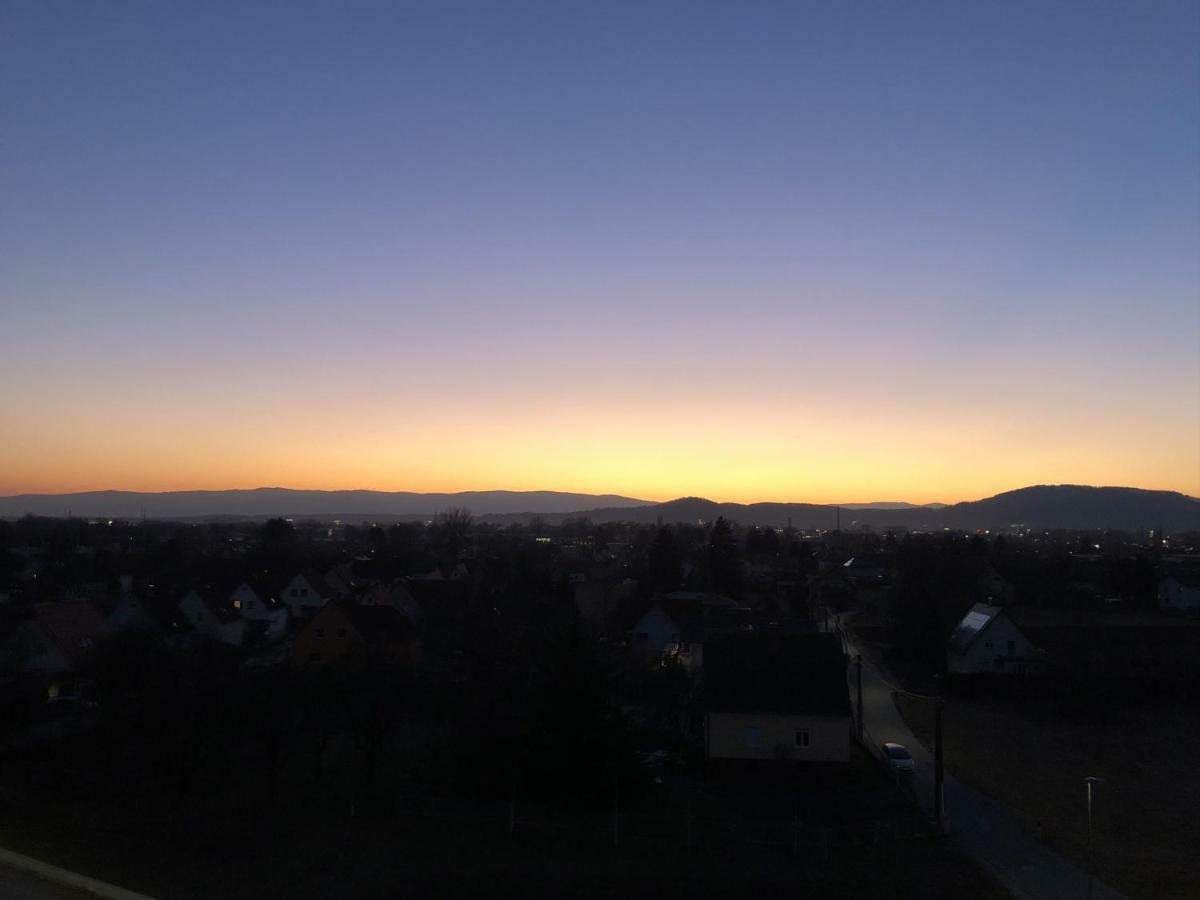 Komfortables Appartement/Garconniere In Graz Fuer Urlaub Und Geschaeftsreisen Esterno foto